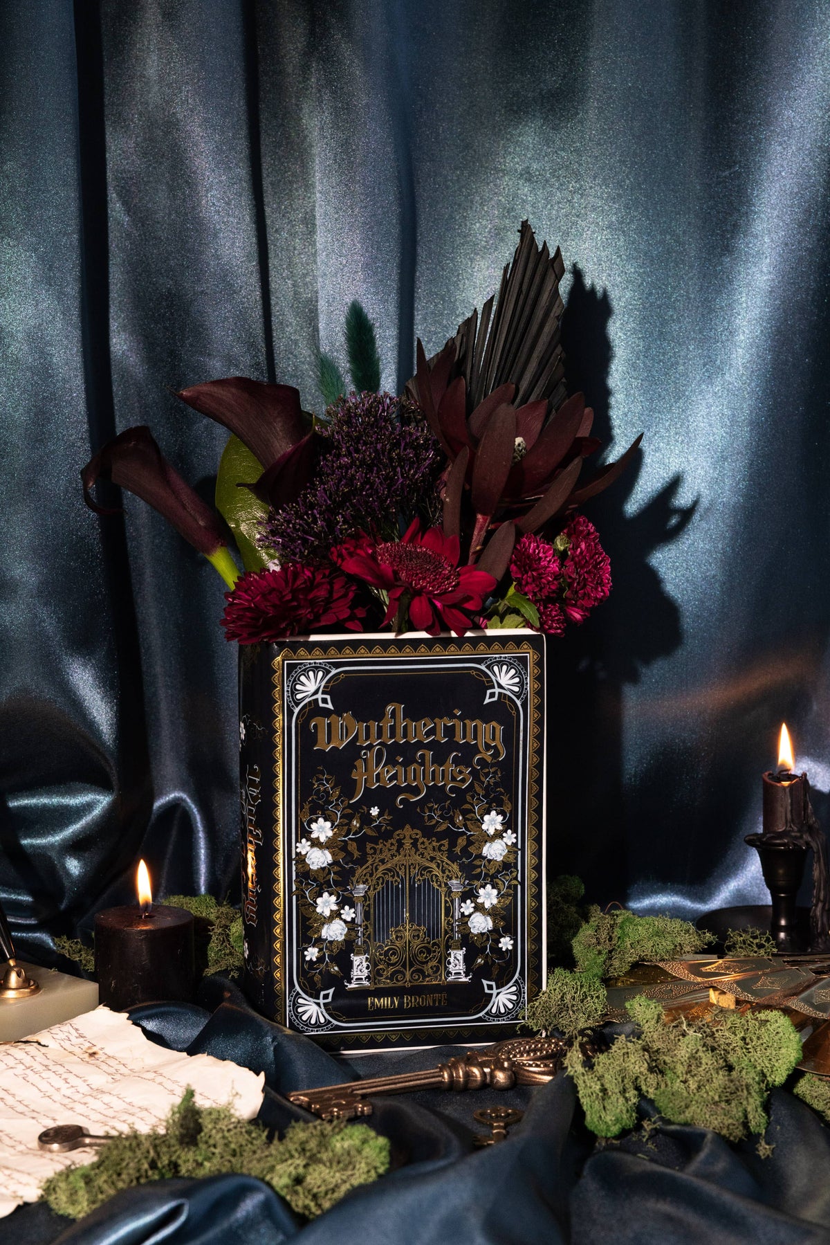 Large Book Vase, Wuthering Heights