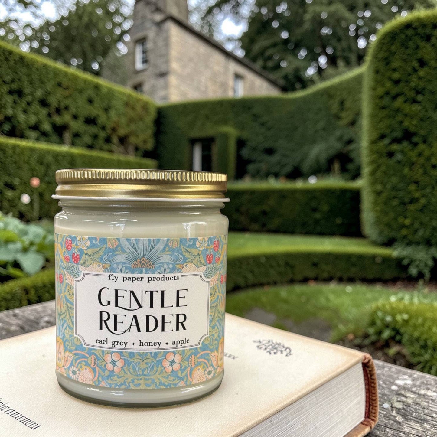 Gentle Reader 9oz Soy Candle Earl Grey + Honey + Apple