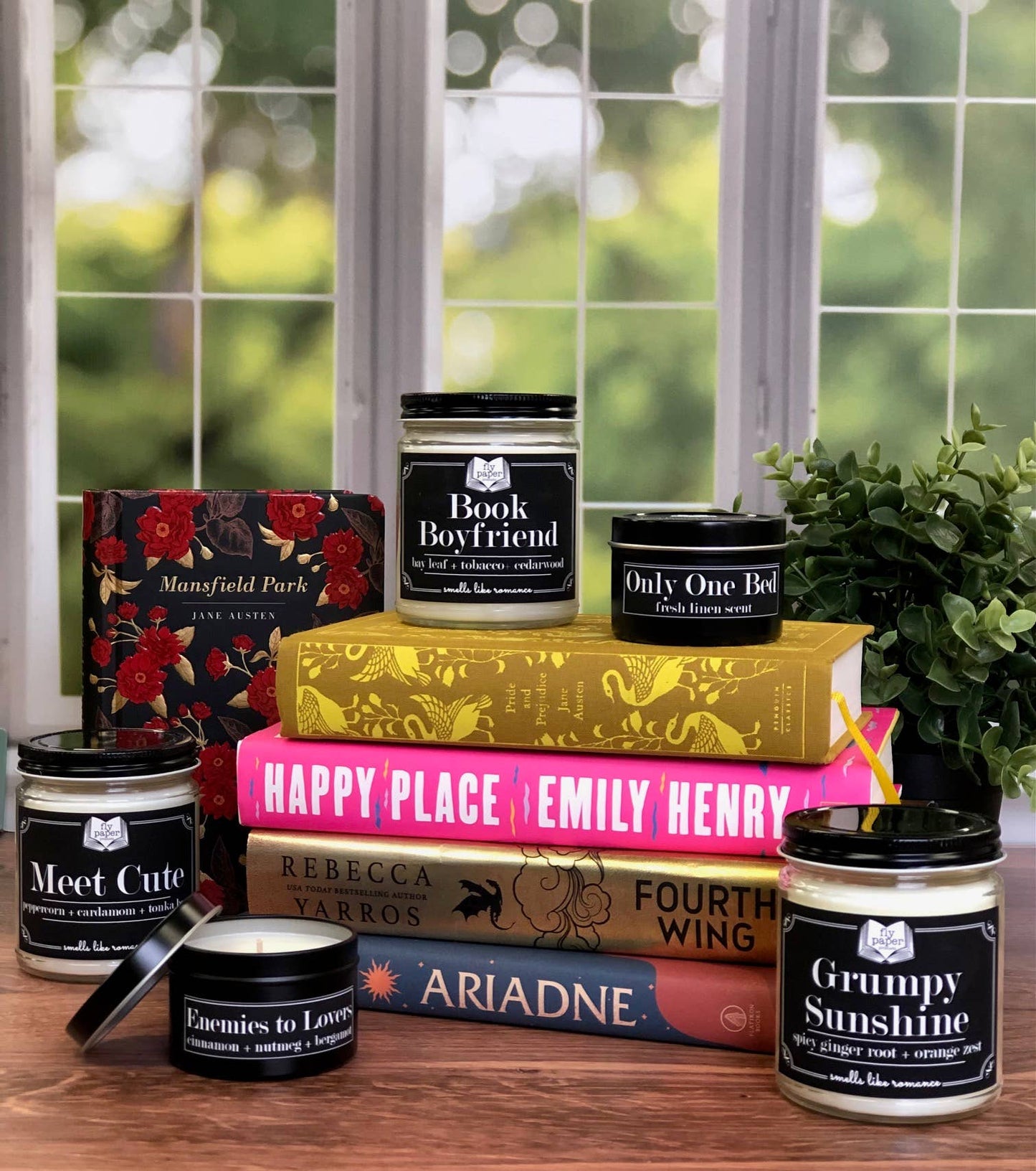 Book Boyfriend 9oz Candle Bay Leaf + Cedarwood + Tobacco